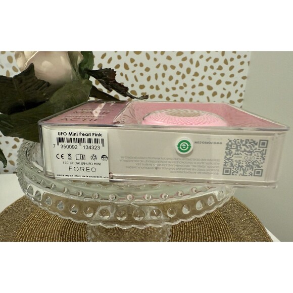 NEW - FOREO UFO Mini LED Thermo Activated Smart Facial Mask Retail: $99 - Picture 6 of 6